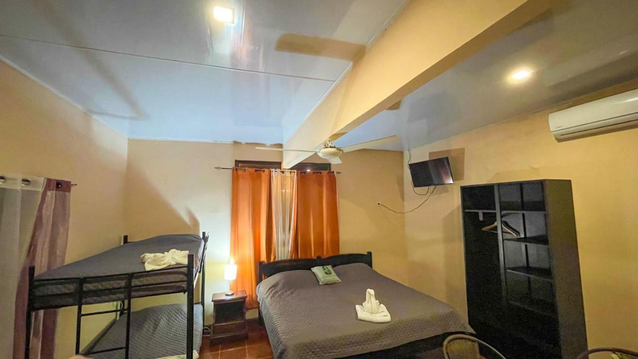 Hotel Beachfront Vista Hermosa ハコ エクステリア 写真