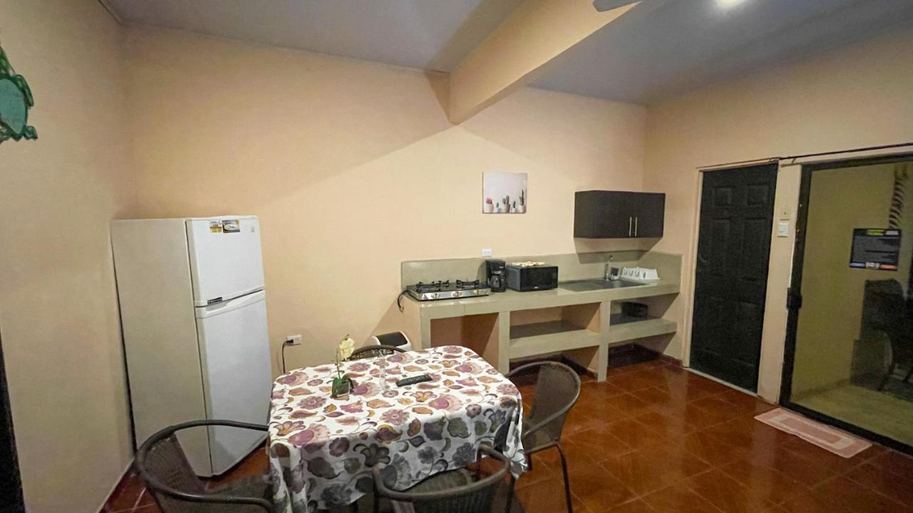 Hotel Beachfront Vista Hermosa ハコ エクステリア 写真