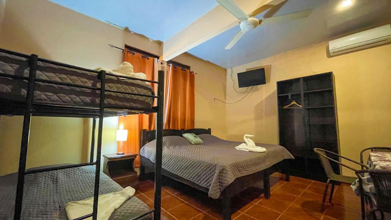Hotel Beachfront Vista Hermosa ハコ エクステリア 写真