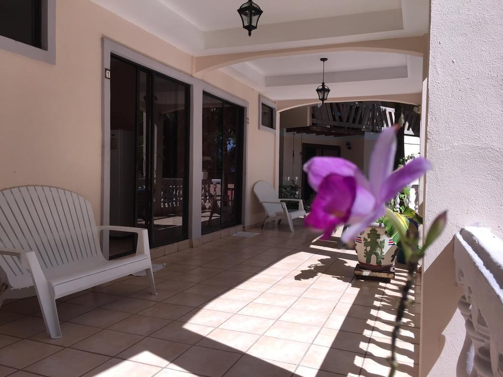 Hotel Beachfront Vista Hermosa ハコ エクステリア 写真
