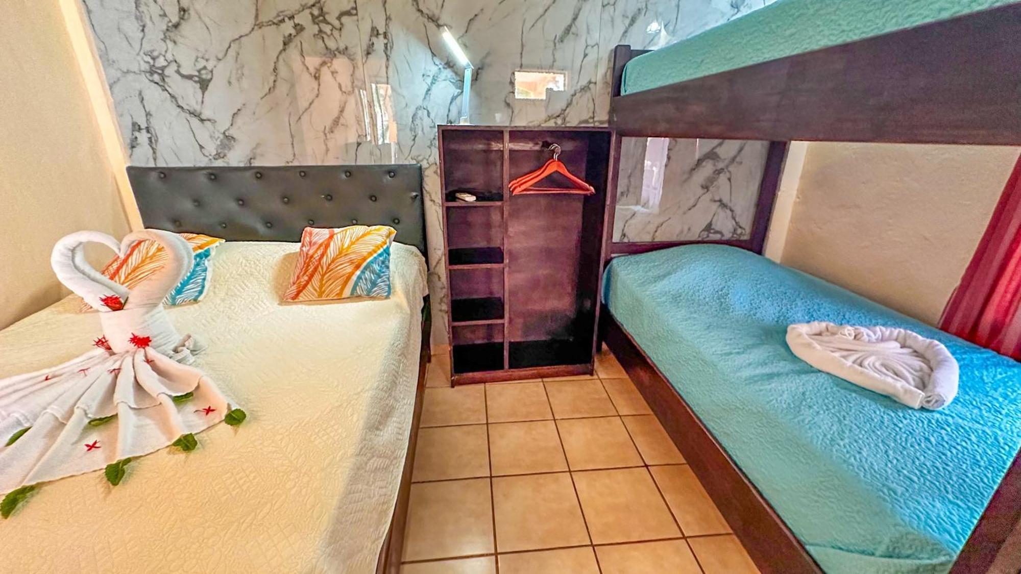 Hotel Beachfront Vista Hermosa ハコ エクステリア 写真
