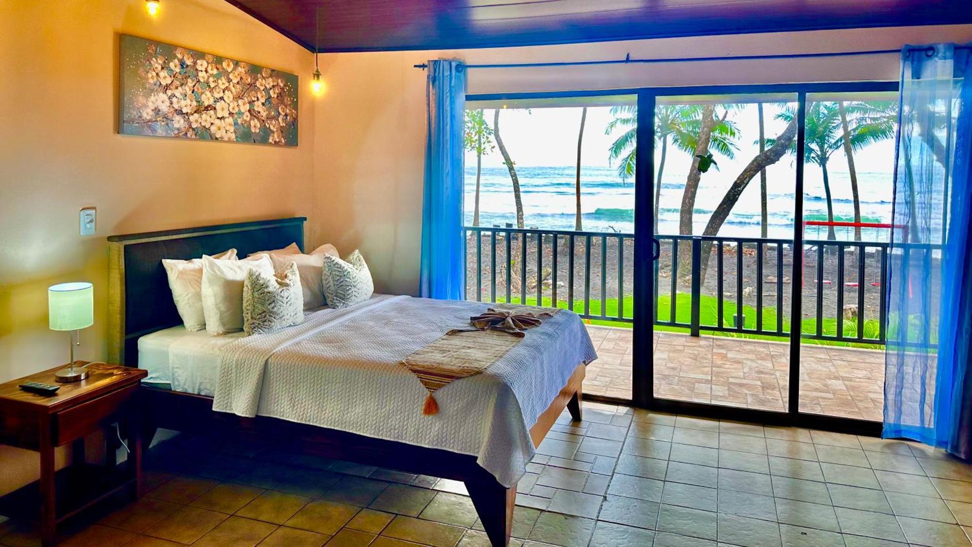 Hotel Beachfront Vista Hermosa ハコ エクステリア 写真